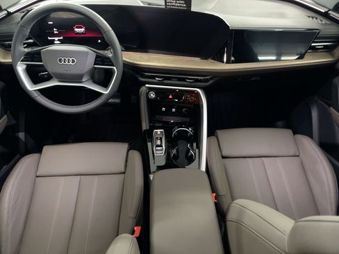 New 2025 Audi Q5 Prestige w/ 20" Wheel Package image 17