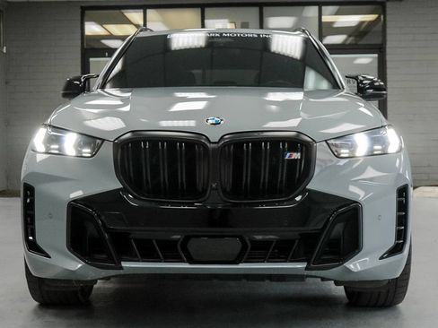Used 2025 BMW X5 M60i AWD/4WD image 3
