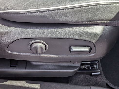 Used 2024 Buick Encore GX Avenir w/ Avenir Technology Package FWD image 37