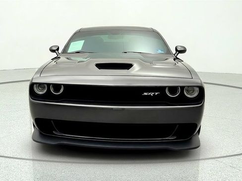 Used 2016 Dodge Challenger SRT Hellcat RWD image 2