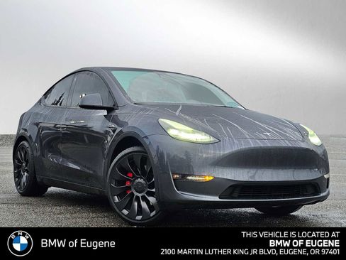 Used 2022 Tesla Model Y Performance image 1
