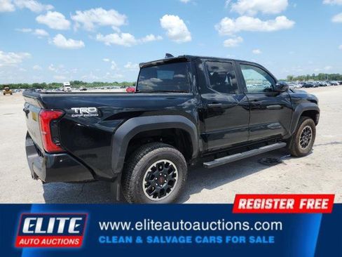 Used 2024 Toyota Tacoma TRD Off-Road image 5