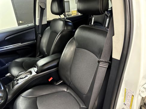 Used 2020 Dodge Journey Crossroad image 36