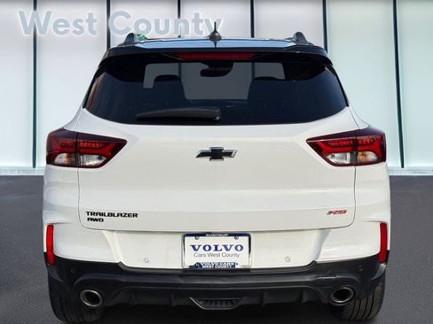 Used 2021 Chevrolet TrailBlazer RS w/ Sun and Liftgate Package image 6