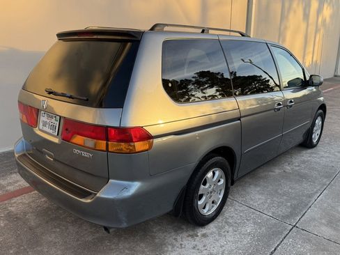 Used 2002 Honda Odyssey EX image 3