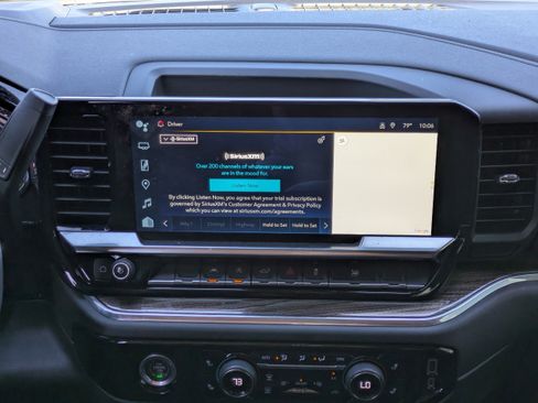 Used 2023 Chevrolet Silverado 1500 LT AWD/4WD image 17