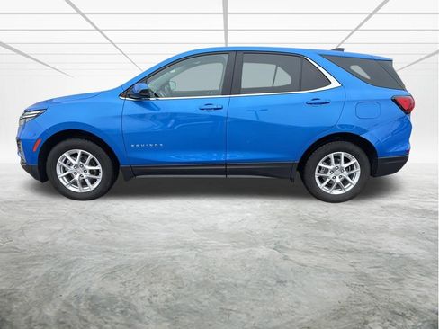 Used 2024 Chevrolet Equinox LT image 2