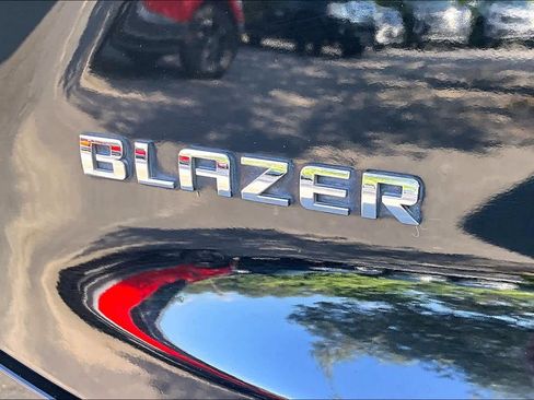 Used 2021 Chevrolet Blazer LT FWD image 10