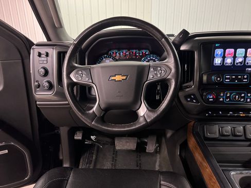 Used 2015 Chevrolet Silverado 2500 LTZ w/ Duramax Plus Package AWD/4WD image 17