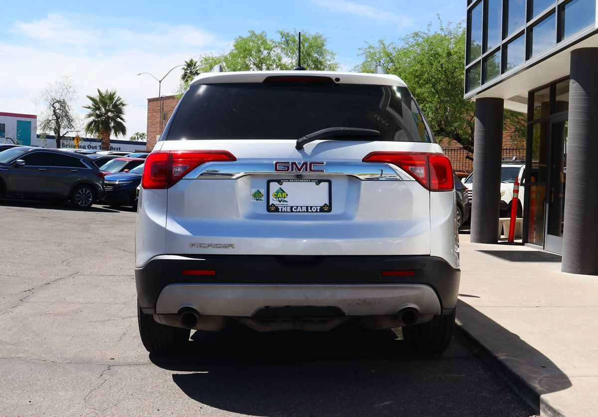 Used 2018 GMC Acadia SLE w/ Driver Alert Package I FWD image 11