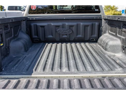 Used 2025 Ford Ranger XLT AWD/4WD image 12
