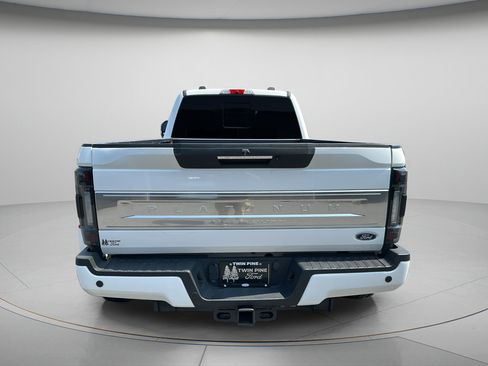 Used 2021 Ford F450 Platinum w/ FX4 Off-Road Package AWD/4WD image 6