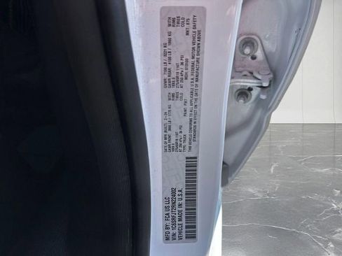 Used 2024 RAM 1500 Laramie image 31