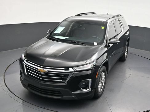 Used 2023 Chevrolet Traverse LT FWD image 21