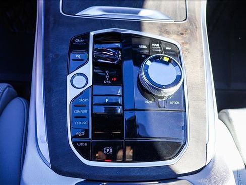 New 2026 BMW X5 M60i w/ Executive Package image 19