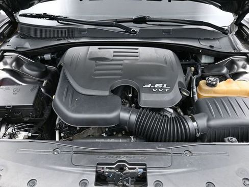 Used 2017 Dodge Charger SXT w/ AWD Plus Group image 30