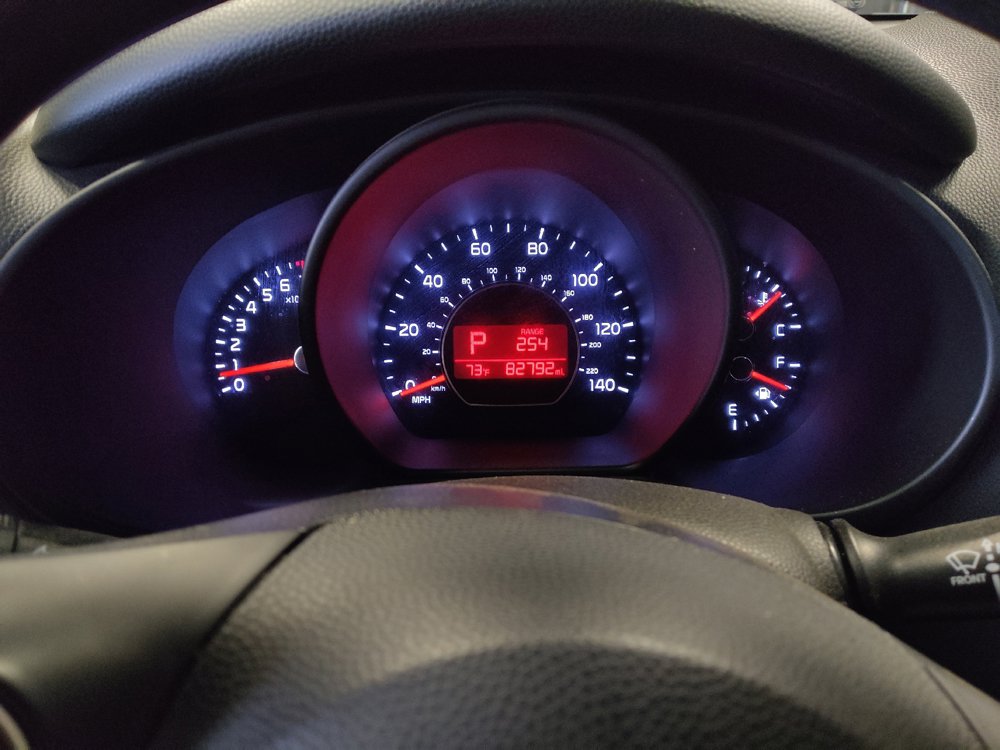 Used 2014 Kia Soul FWD image 23