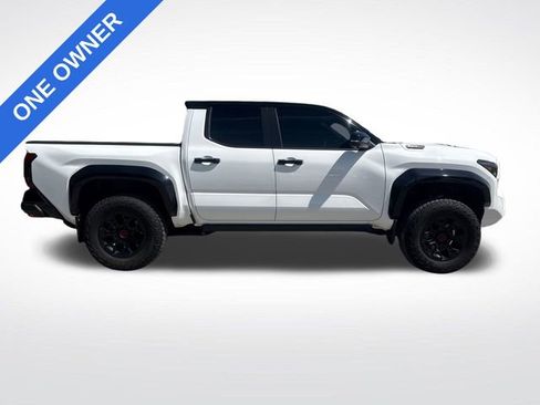 Used 2024 Toyota Tacoma TRD Pro image 2