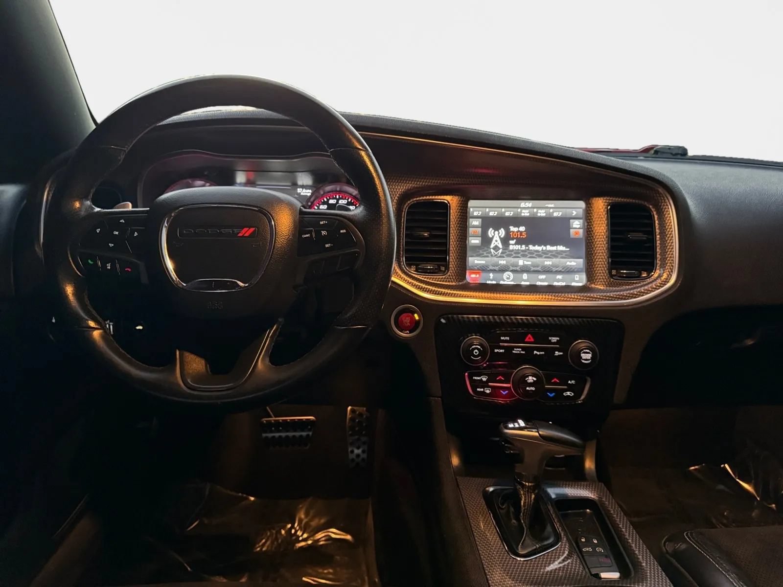 Used 2018 Dodge Charger R/T Scat Pack w/ Dynamics Package RWD image 12