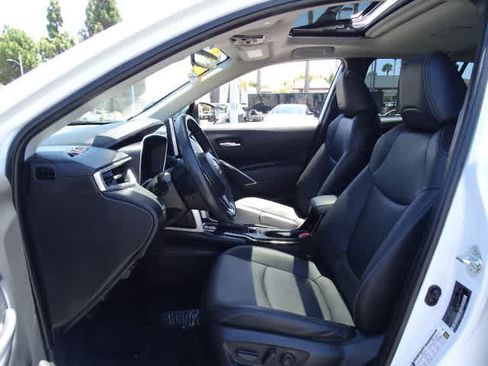 Certified 2022 Toyota Corolla Cross XLE w/ Convenience Package AWD/4WD image 18