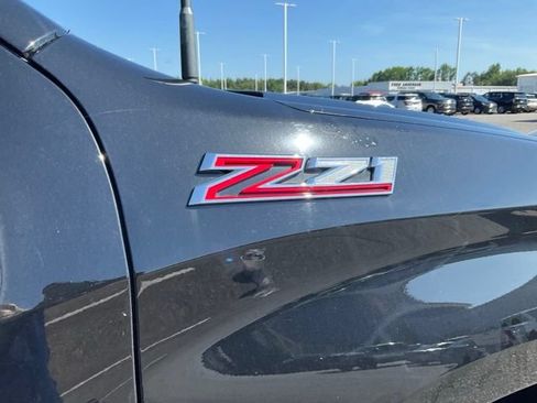 Used 2020 Chevrolet Silverado 1500 LT Trail Boss AWD/4WD image 10