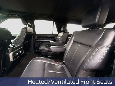 Used 2021 Ford Expedition Max XLT image 30