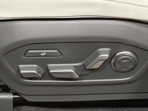 Used 2026 Hyundai Santa Fe Calligraphy w/ Tow & Go Package AWD/4WD image 18