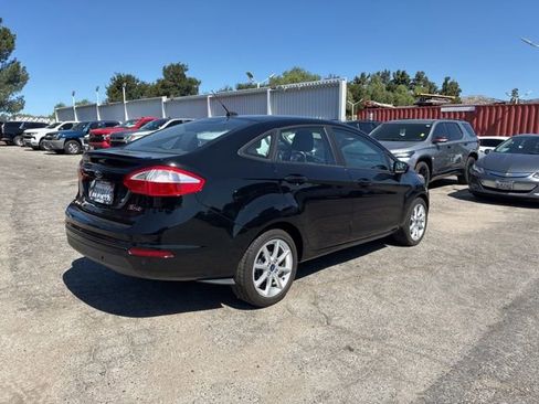 Used 2016 Ford Fiesta SE w/ Equipment Group 201A FWD image 3
