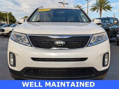 Used 2015 Kia Sorento EX image 2