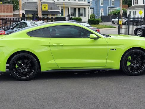 Used 2020 Ford Mustang GT w/ Equipment Group 301A RWD image 5