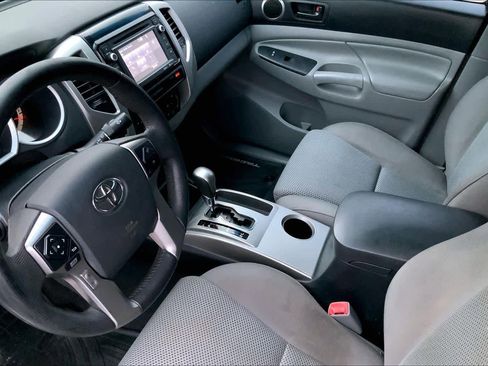 Used 2015 Toyota Tacoma 4x4 Double Cab image 15