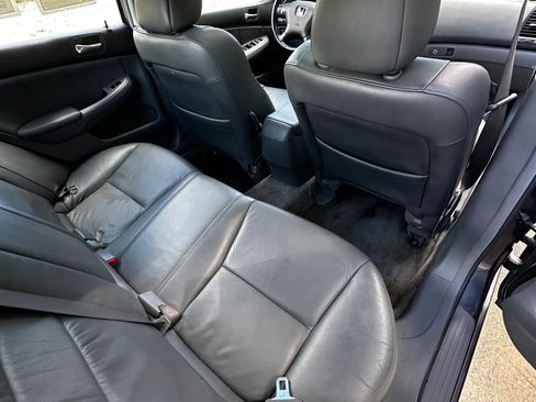 Used 2005 Honda Accord EX-L image 18