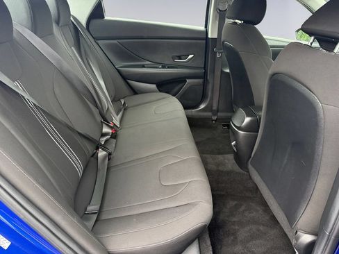 Used 2024 Hyundai Elantra SEL FWD image 19