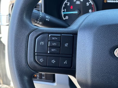 Used 2025 Ford F250 XLT image 31