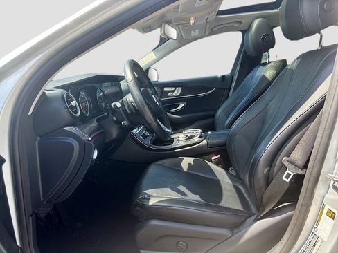 Used 2018 Mercedes-Benz E 300 image 38
