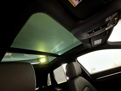 Used 2022 Audi Q3 2.0T Premium image 13