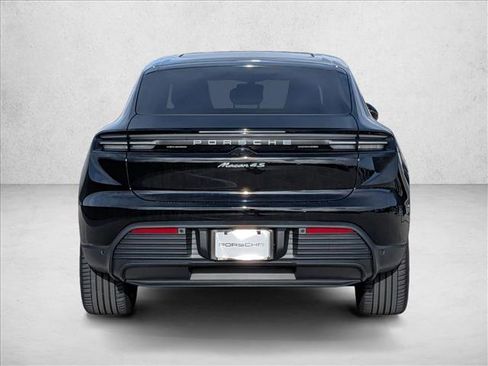 Used 2025 Porsche Macan 4S Electric image 10