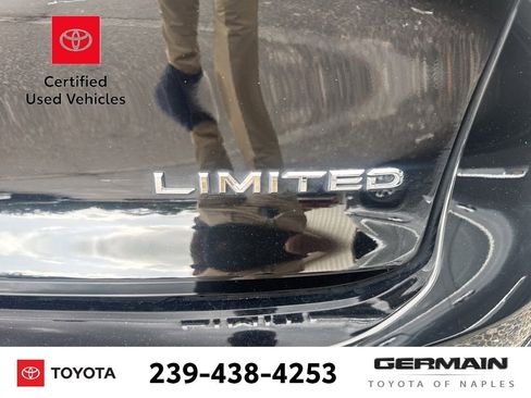Used 2023 Toyota Crown AWD/4WD image 8