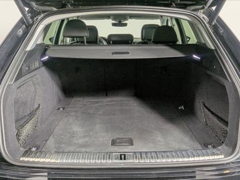 Used 2021 Audi e-tron Premium w/ Towing Package image 19