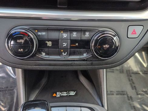 Used 2024 Buick Envista Preferred w/ Convenience I Package image 17