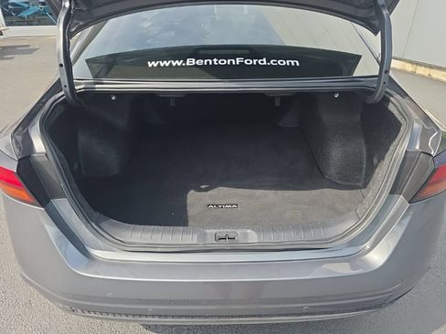 Used 2024 Nissan Altima 2.5 SV FWD image 7