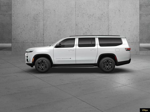 New 2026 Jeep Grand Wagoneer L w/ 8-Passenger Seating Package image 3