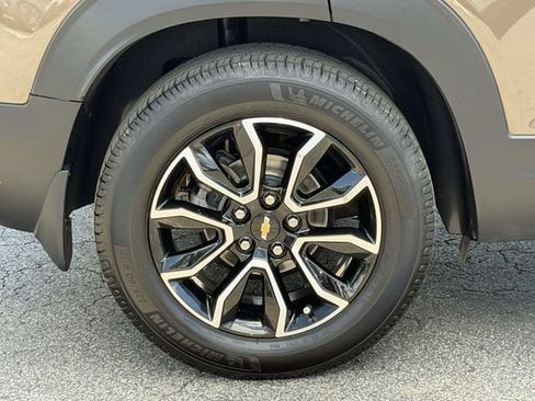 Used 2022 Chevrolet TrailBlazer ACTIV w/ Sun and Liftgate Package AWD/4WD image 6