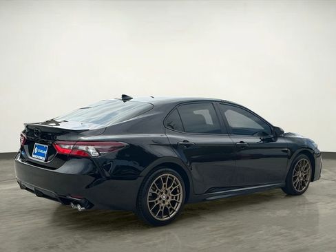 Used 2024 Toyota Camry SE w/ Convenience Package image 8