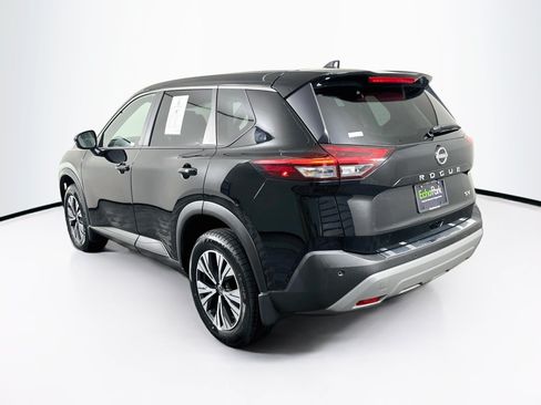Used 2023 Nissan Rogue SV FWD image 5