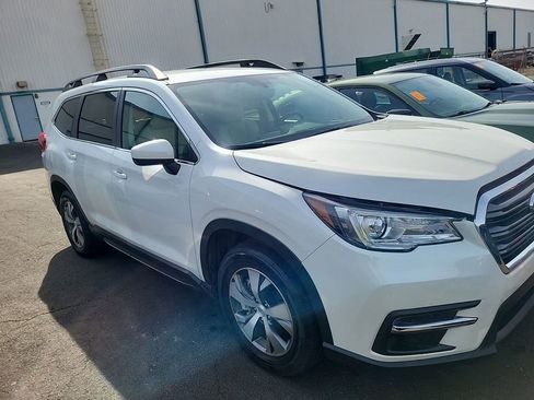 Used 2022 Subaru Ascent Premium w/ Convenience Package AWD/4WD image 3