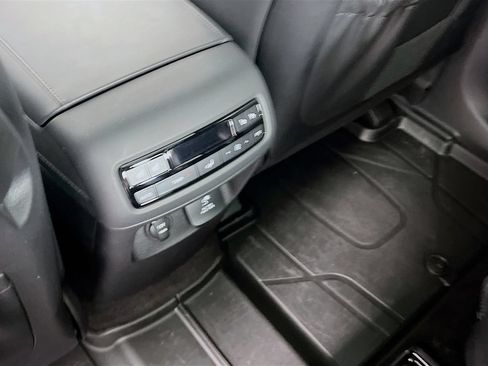 Certified 2025 Hyundai Palisade Calligraphy AWD/4WD image 27