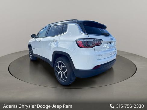Used 2025 Jeep Compass Limited AWD/4WD image 5
