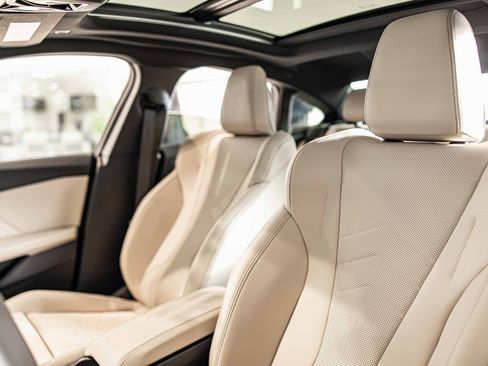 Used 2025 BMW 228i xDrive w/ Premium Package image 18