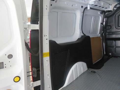Used 2022 Ford Transit Connect XL FWD image 24